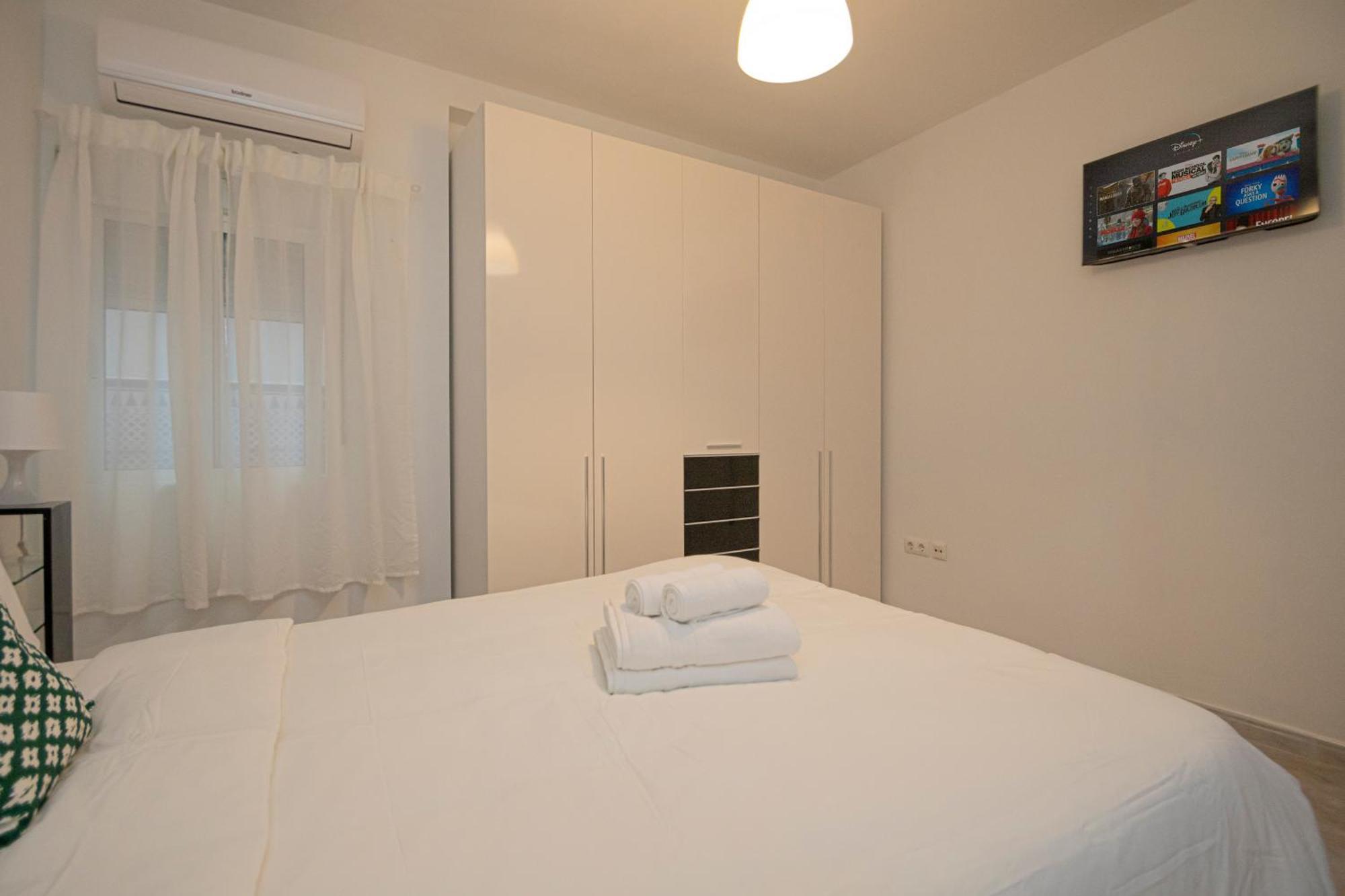 3 Bedroom In The Heart Of Triana *