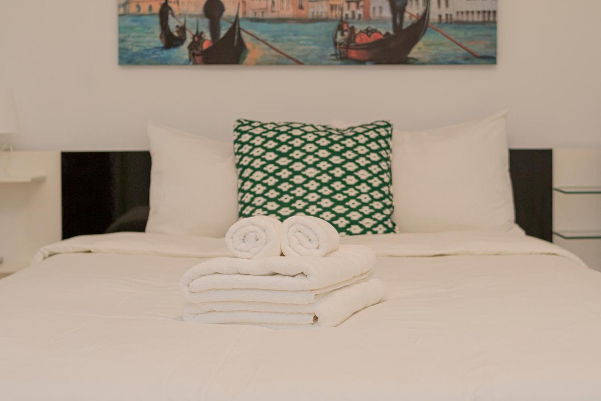3 Bedroom In The Heart Of Triana * Seville