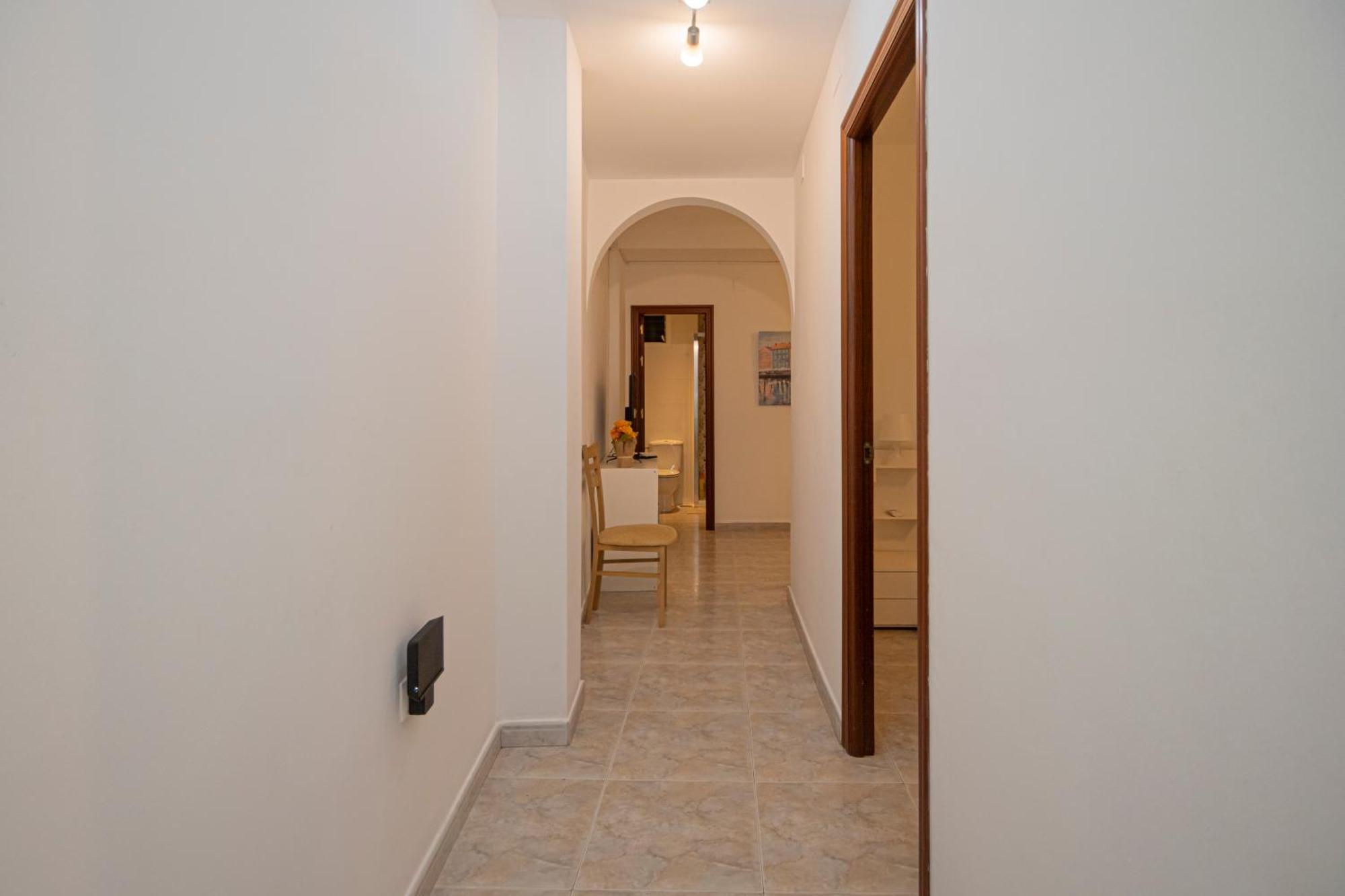 Apartment 3 Bedroom In The Heart Of Triana *